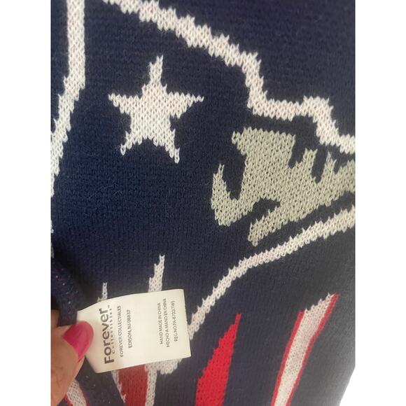 NFL FOOTBALL NEW ENGLAND PATRIOTS SCARF REVERSIBLE WINTER FANATIC APPAREL ICONIC - Picture 9 of 9